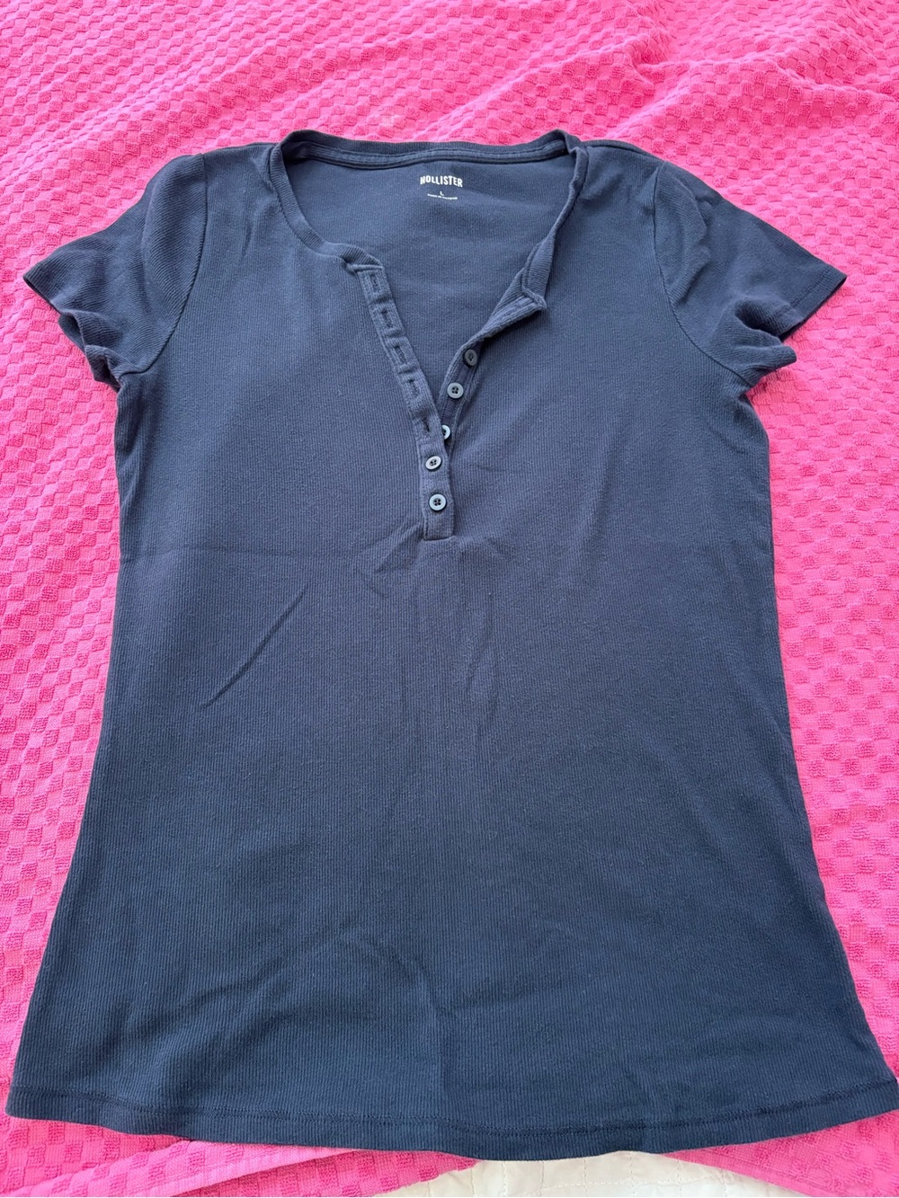 Hollister Women's Navy Blue Short-Sleeve Henley Top